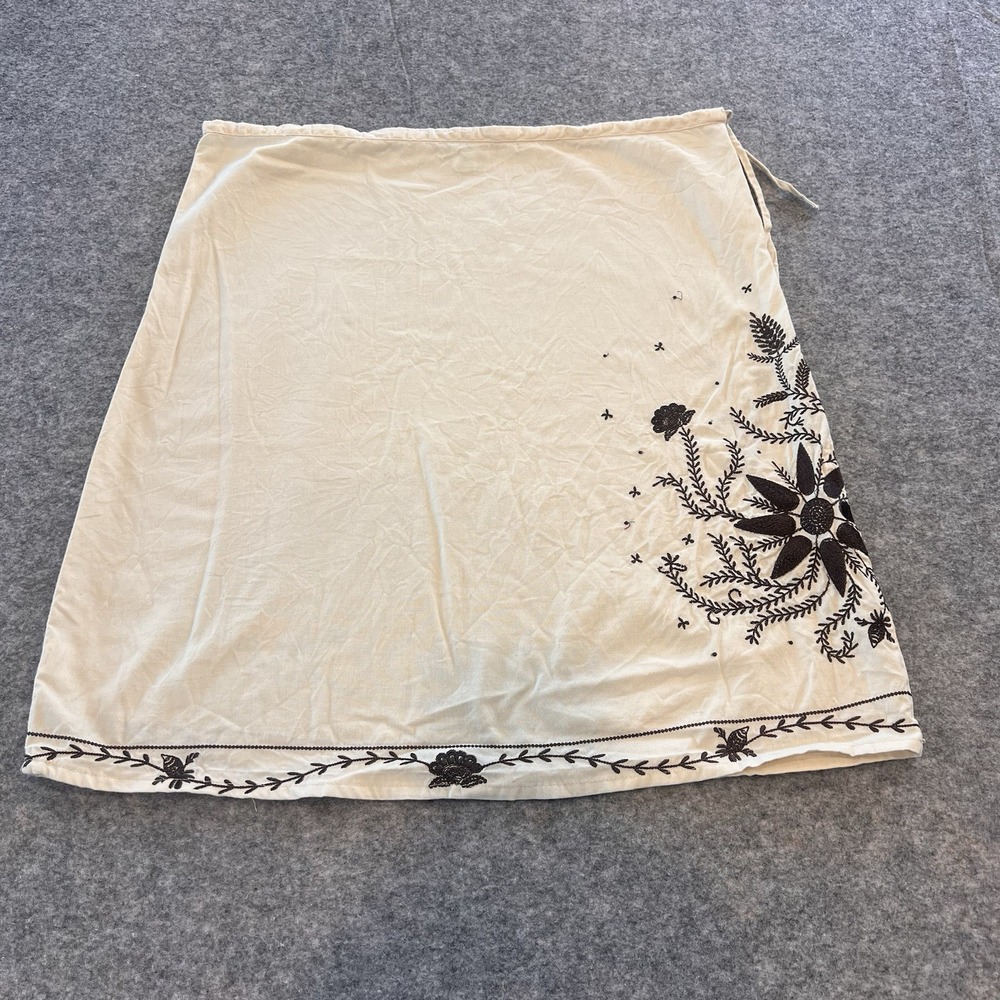 Prana Women's White Embroidered Skirt  Size Xl